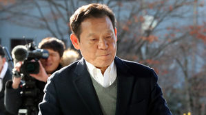 "4억 5천 돌려주세요" 윤장현, 불출마 선언 후 요구