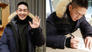 [SBS Star] SHINee ONEW Bids Farewell to Fans Before His Military Enlistment Today