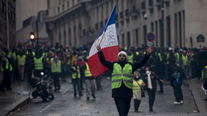 프랑스 '노란조끼' 5차 전국 집회&hellip;시위 참가 규모 크게 줄어