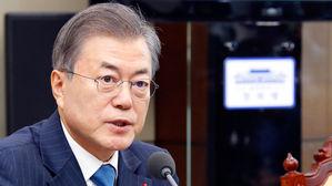 문 대통령 "국회서 비례성 강화 위한 선거제 합의하면 지지할 것"