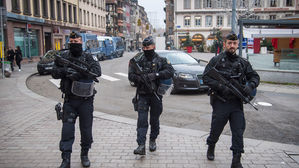 '스트라스부르 총격 테러' 용의자 행방 묘연&hellip;프랑스 경찰 공개수배