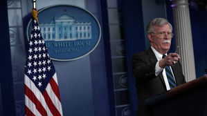 볼턴 "美, 중&middot;러 약탈 맞서 새로운 아프리카 전략 펼칠 것"