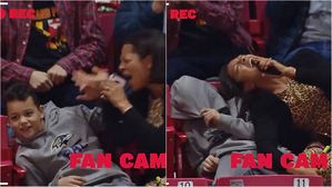 [영상pick] "그만하세요&sim;"&hellip;엄마의 '열정 립싱크'에 몸서리치는 아들