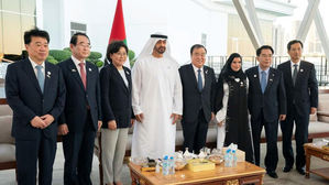문 의장, UAE 왕세제 면담…"내년 한국 국회 방문해 달라"