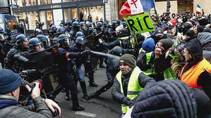 분노한 프랑스 경찰들 "힘들어서 못하겠다"&hellip;집단행동 예고