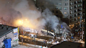 2층 건물 무너뜨린 '삿포로 폭발'&hellip;스프레이 캔 때문이었다