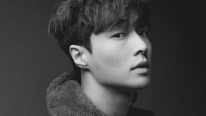 [SBS Star] EXO LAY to Release a Surprise Christmas Single