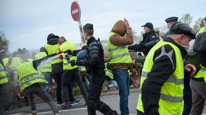 프랑스 '노란 조끼 운동' 대변인 에릭 드루에 체포