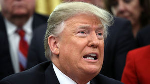 NYT "트럼프 베트남전 징집 피하려 '발 뼈돌기' 거짓 진단 의혹"