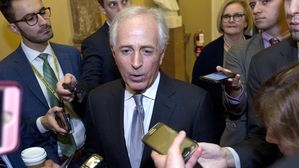 美 상원 외교위원장 '셧다운' 트럼프 비판&hellip;트럼프는 비난 트윗