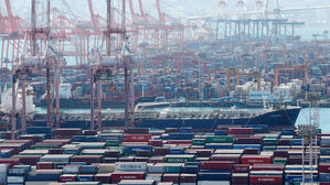 피치, 한국 국가신용등급 'AA-'로 유지&hellip;"수출 빠른악화 가능성"