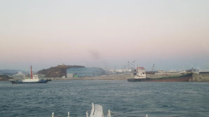 울산 방파제 507t 유조선 좌초&hellip;"인명&middot;기름 피해 없어"