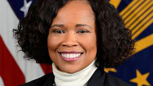 '갑질 논란' 美 국방부 대변인 돌연 사임&hellip;내부 감찰 때문인 듯