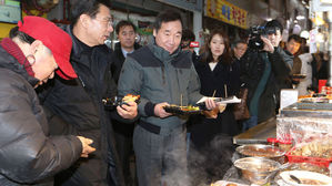 이 총리, 통인시장 찾아 "현장에 더 가까이 가는 행정 하겠다"