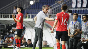 기성용, 경미한 햄스트링 부상&hellip;일주일 치료