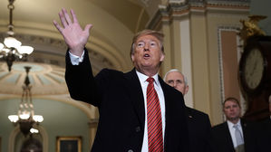 '셧다운 배수진' 트럼프, 다보스포럼 불참 가능성