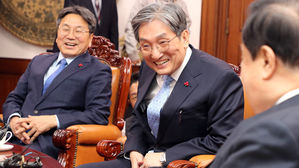 노영민·강기정, 오전 국회 찾아 여야 대표에 취임인사 예정