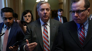 공화당 중진 그레이엄 "트럼프, 국가비상사태 선포해야"