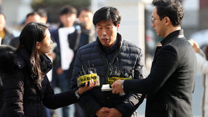 해외 연수 물의 전 경북 예천군 의원 측 "제명 지나치다"