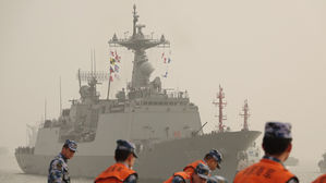 한국 해군함정, 환영 속 상하이 입항&hellip;'사드갈등' 후 첫 중국 기항