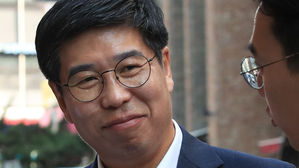 백원우 "김기현 前 시장 관련 첩보 단순 이첩&hellip;조국에 보고 안 돼"