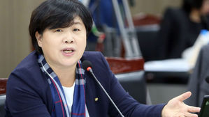 한국당, '재판청탁' 서영교 징계안 국회제출…"윤리특위서도 빼야"