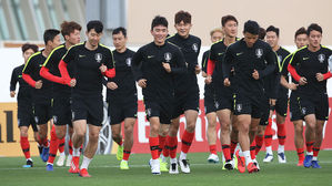 한국축구, 아시안컵 8강 탈락에도 FIFA랭킹 38위&hellip;15계단↑