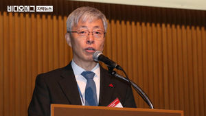 "헬조선 불만 말고 동남아 가라"는 경제보좌관&hellip;靑 발칵