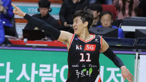 프로농구 kt, 인삼공사 꺾고 3위 도약&hellip;양홍석 22점