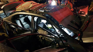 먼지 제거 스프레이 사용하다 차량 폭발&hellip;1명 부상