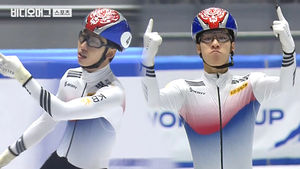 [풀영상] 쇼트트랙 월드컵 임효준&middot;황대헌 금빛질주&hellip;남자 개인전 싹쓸이