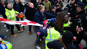 극우&middot;극좌 대립으로 분열하는 佛 '노란 조끼' 집회