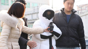 '버닝썬' 마약 판매 의혹 중국인 여성, 경찰 출석