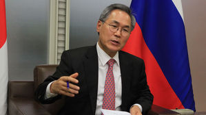 검찰, '우윤근 대사 금품수수 의혹' 수사 착수&hellip;건설업자 소환