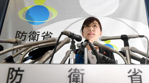 아베 특보 이나다 "역사 교과서 '주변국 배려' 기준서 한국 빼자"