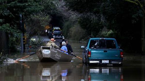 '섬으로 변한 마을'&hellip;美 북캘리포니아 홍수로 주민 강제 대피령