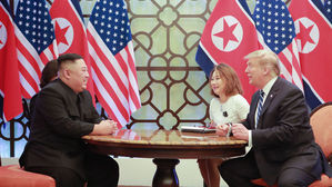 CNN, 하노이 막전막후&hellip;"트럼프 떠나려자 최선희 황급히 '金 메시지'"