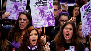"성차별 철폐" 유럽 곳곳서 세계 여성의 날 이벤트 풍성