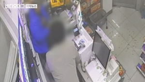 "나 죽여봤자&hellip;" 흉기 든 괴한 막은 편의점 직원