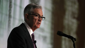 파월 "연준 금리 인상 안 서둘러&hellip;트럼프 비판과 무관"