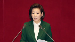 나경원 "대통령이 김정은 대변인이란 말 그만 듣게 해달라" 국회 난장판