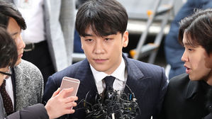 [풀영상] 승리 두 번째 경찰 소환&hellip;'성접대' 여전히 부인하냐는 질문에