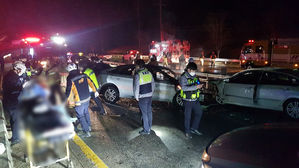 평택 국도서 역주행 승용차ㆍ택시 충돌로 3명 숨져