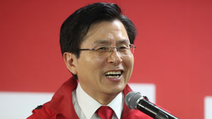 황교안 "文 정권, 홍위병정당 국회 들여 좌파독재 연장할 궁리만"