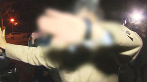 총경 간부, 도망치듯 귀가&hellip;"승리 동업자와 친분 인정"