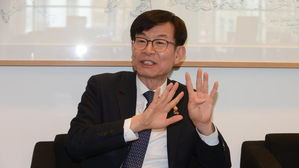 김상조, 구글 조사 대상 '안드로이드OS 묶음판매' 시사