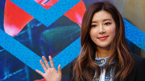 박한별, '경찰총장' 동반 골프 논란에 "고개 숙여 사과"