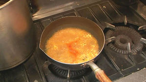 [친절한 경제] '세계 1위' 한국 라면시장 빨간불&hellip;저출생이 불러온 위기