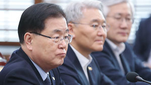 정의용 靑 안보실장, 앤드루 김 면담&hellip;"한미 공조 어느 때보다 중요"