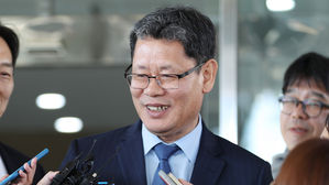 외통위, 김연철 통일부 장관 후보자 인사청문회 증인 채택 불발